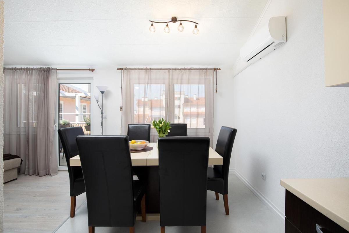 Apartment Aston Pula Ngoại thất bức ảnh