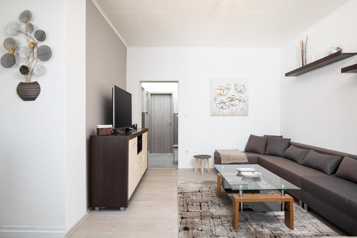 Apartment Aston Pula Ngoại thất bức ảnh