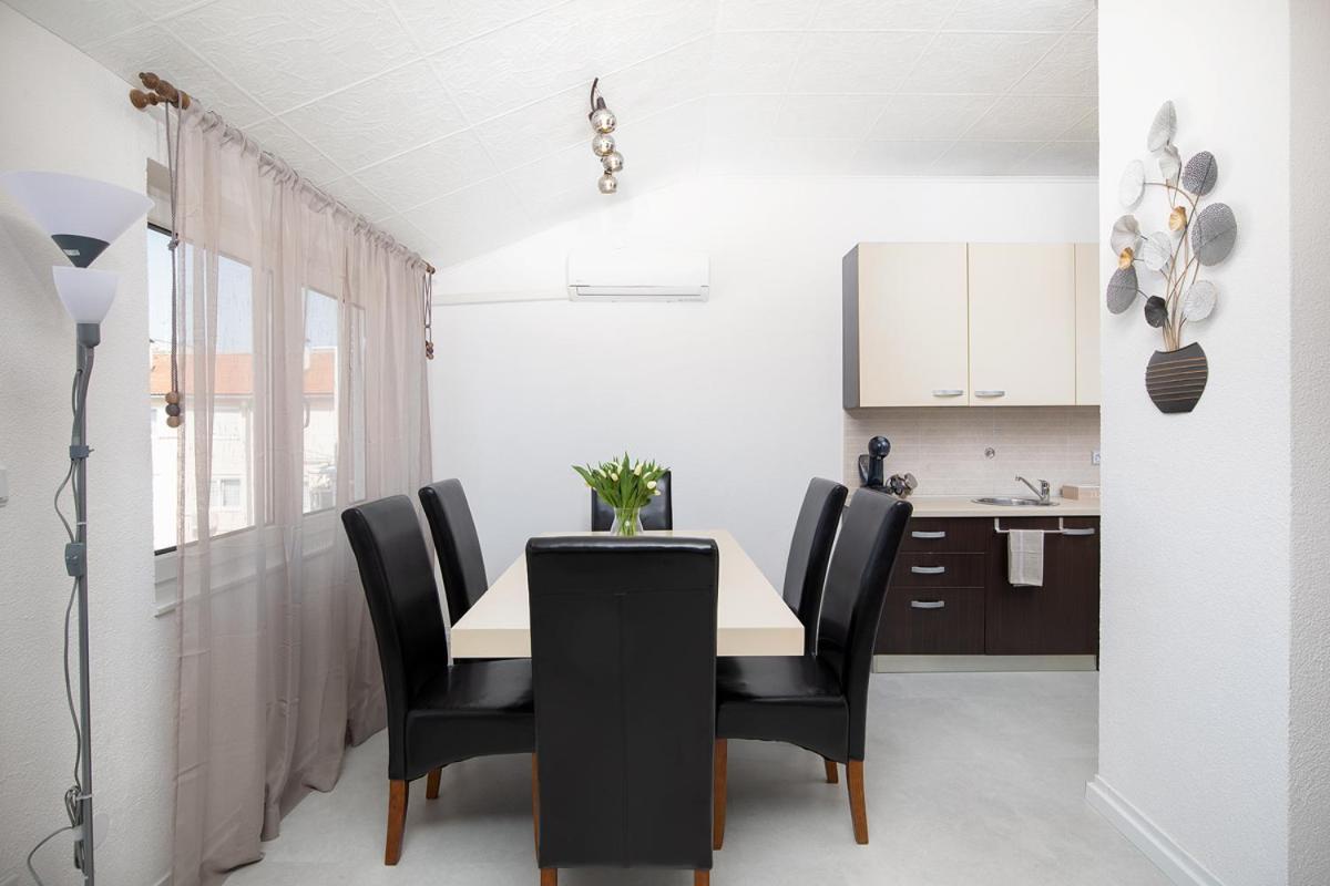 Apartment Aston Pula Ngoại thất bức ảnh