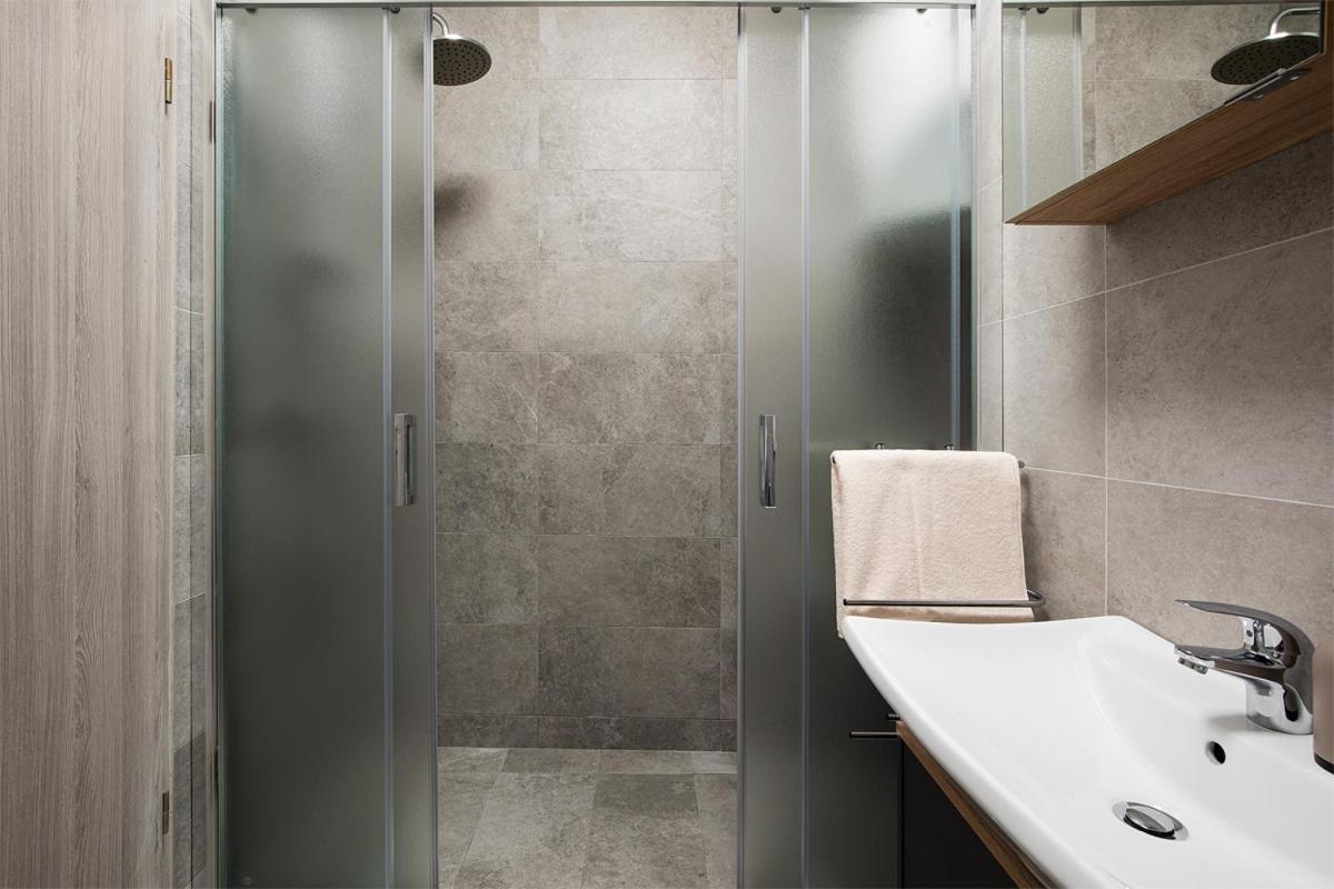 Apartment Aston Pula Ngoại thất bức ảnh